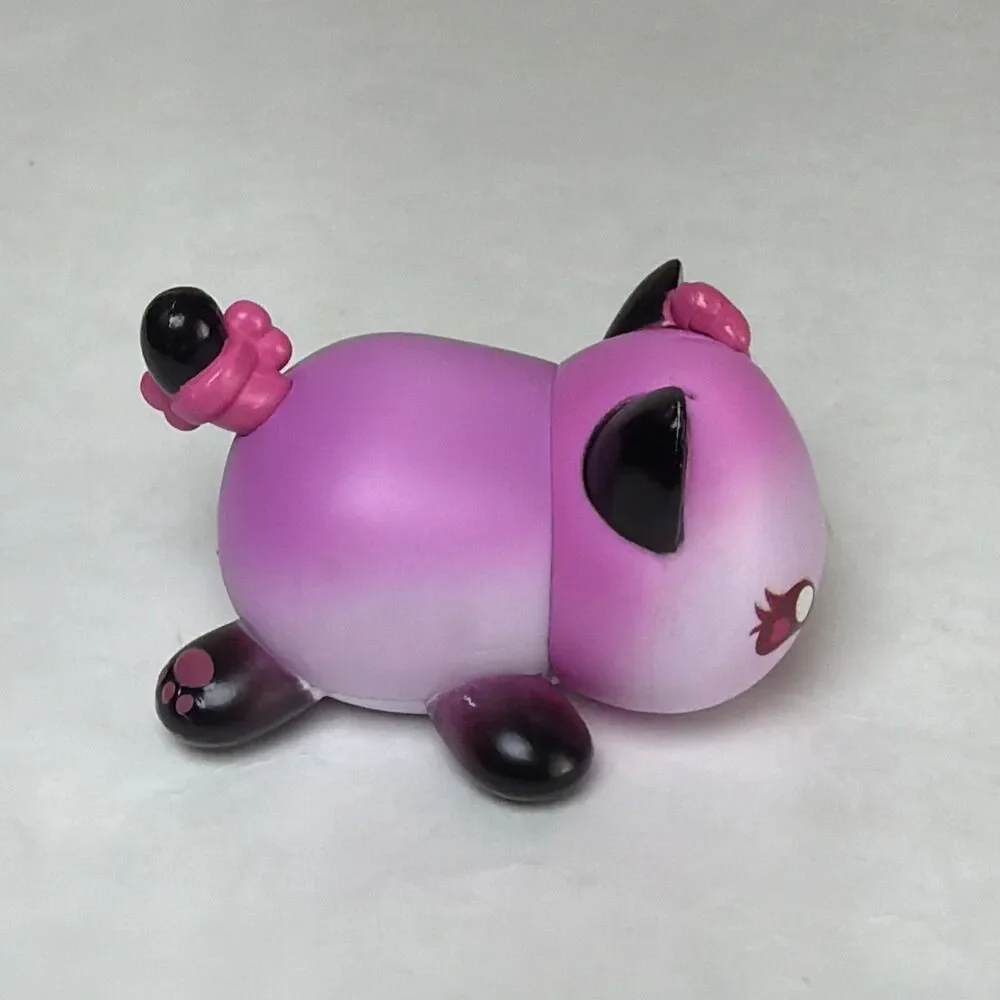 Aphmau Mystery MeeMeows Mini Surprise Figurine Pink Black Collectible Animal